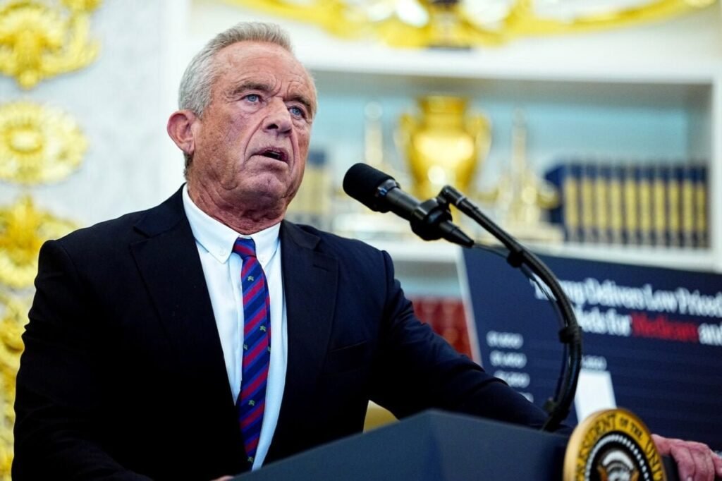 RFK-Jr.-Nov.-6-2025-1280x853