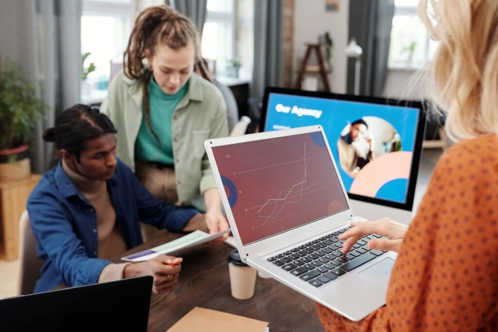 AI business cases - Business professionals using AI professional business image