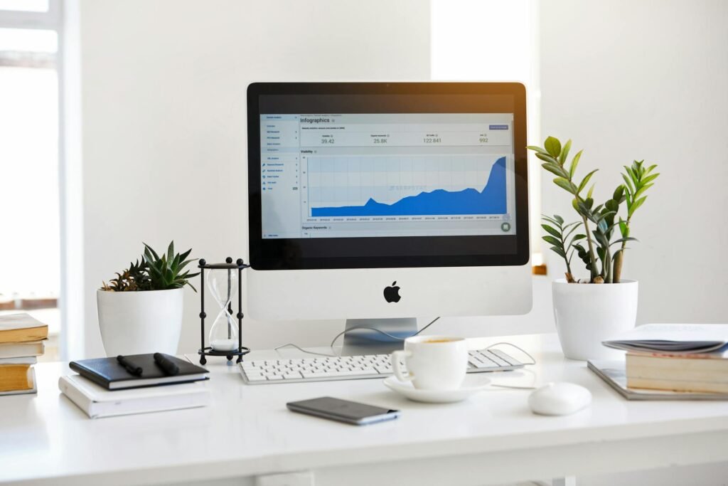 structured data extraction advantage - Workplace technology data extraction professional business image