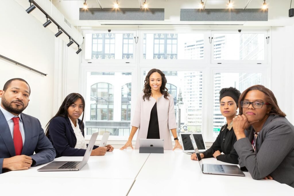 Artificial Intelligence - business professionals meeting professional business image