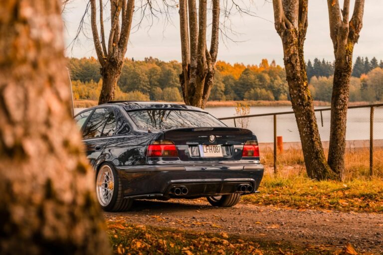 empty Four Seasons condos - empty Four Seasons high-end professional business image