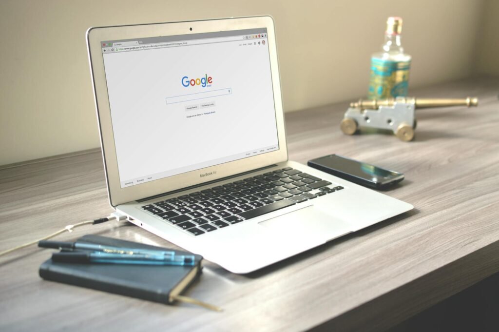 hyper-personalized content - hyper-personalized marketing tech workspace professional business image