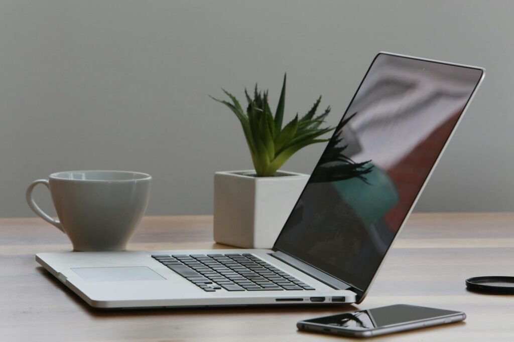 ireland-weekly-business - ireland modern tech office professional business image