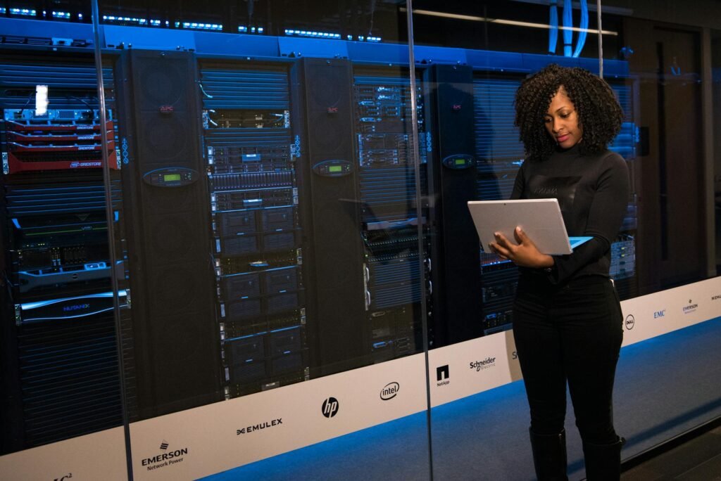 Nexthink Solutions Spotlight - Nexthink Solutions Spotlight tech professional business image