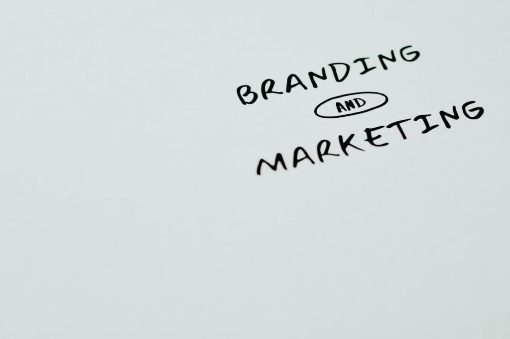 StLouis marketing - StLouis marketing agency vintage professional business image