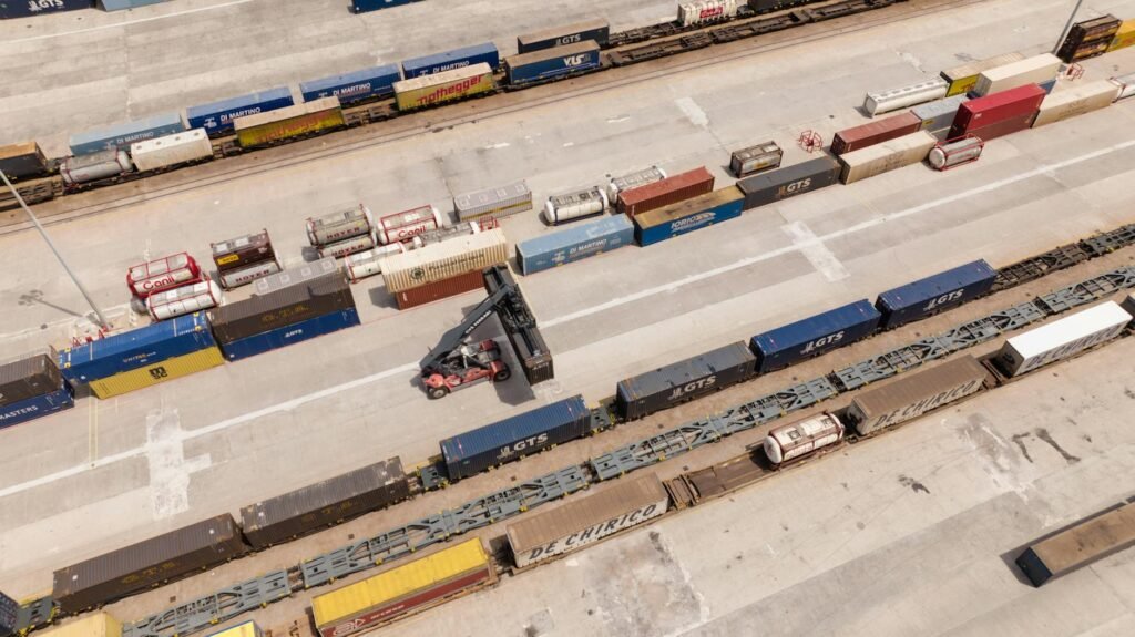 supply chain disruption - global supply chain disruption professional business image