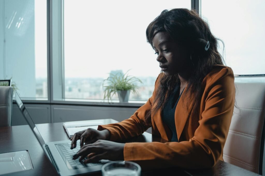 Africa’s future leaders - African business leaders technology professional business image