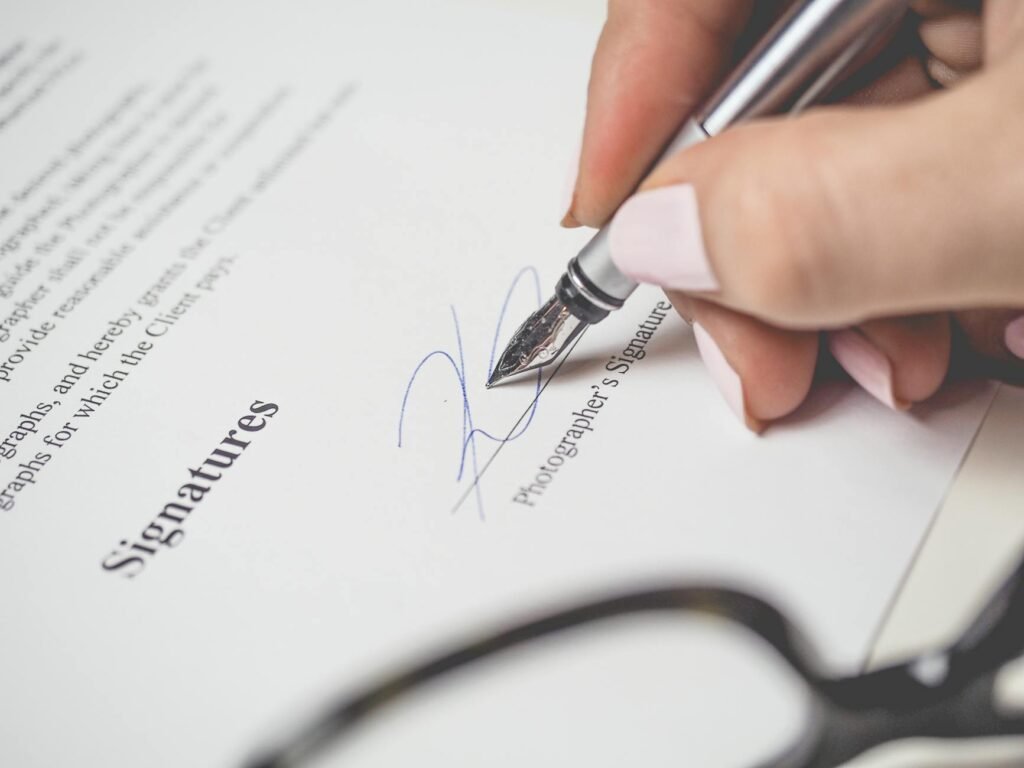 AI content licensing deal - business AI licensing agreement professional business image