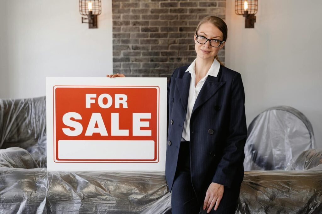 BC home sales - real estate brokerage office professional business image