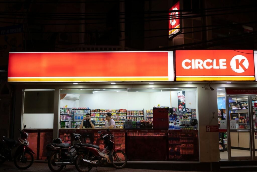 convenience stores boom K-pop - convenience stores K-pop crowd professional business image