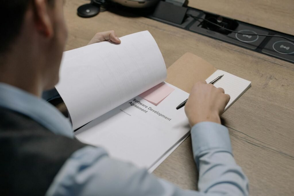 enterprise contracts tech - enterprise contract management software professional business image