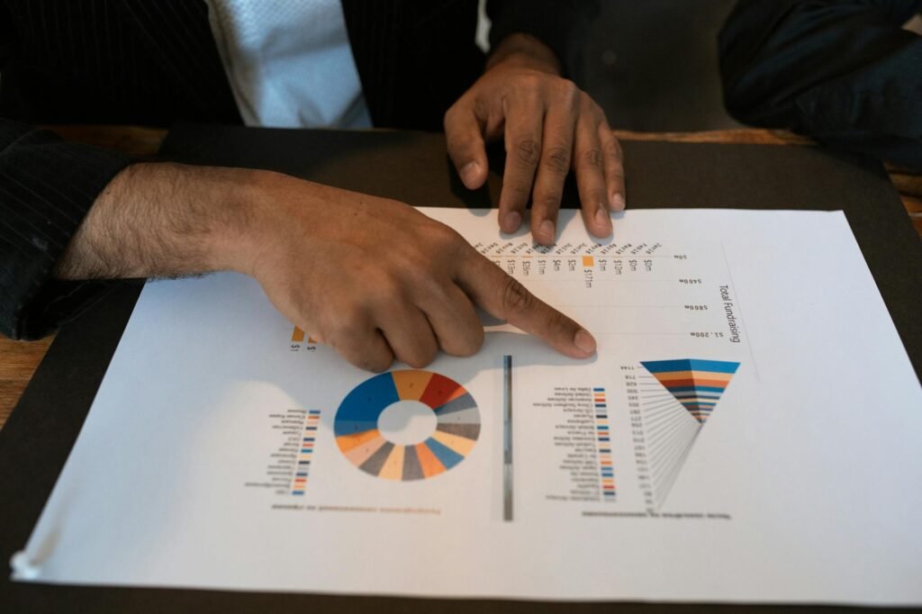 HR Advisory Market 2026 - HR consultants analyzing data professional business image