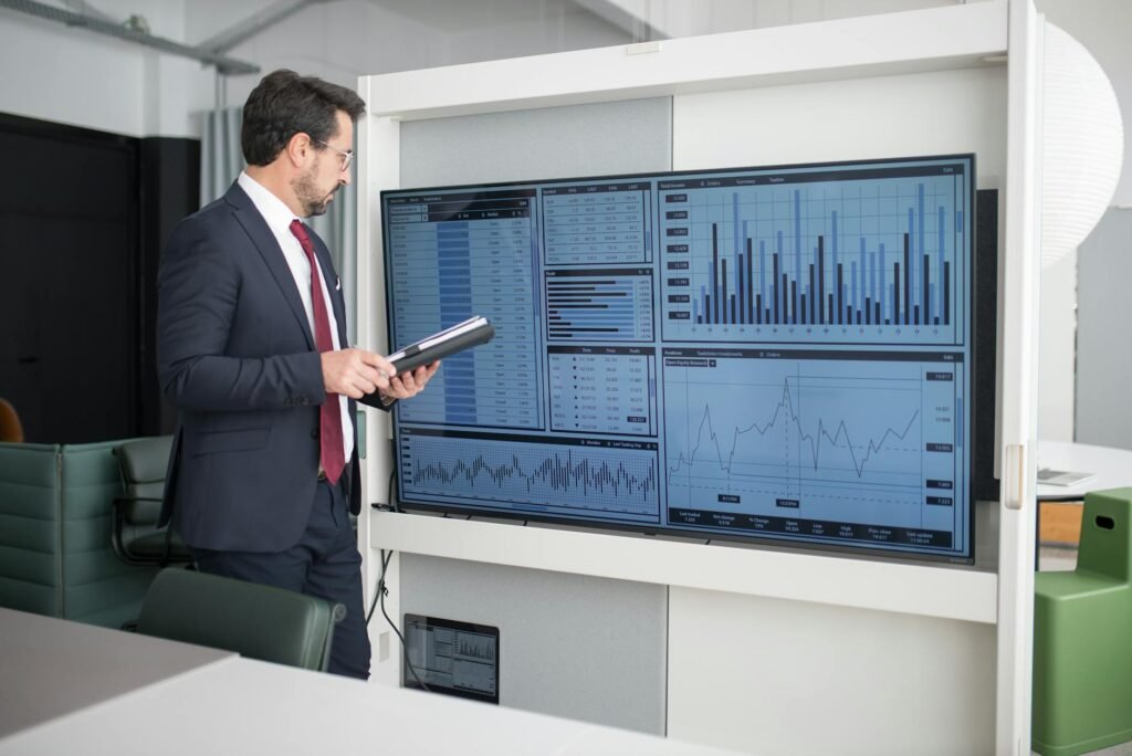 Insperity stock analysis - modern corporate stock analysis professional business image