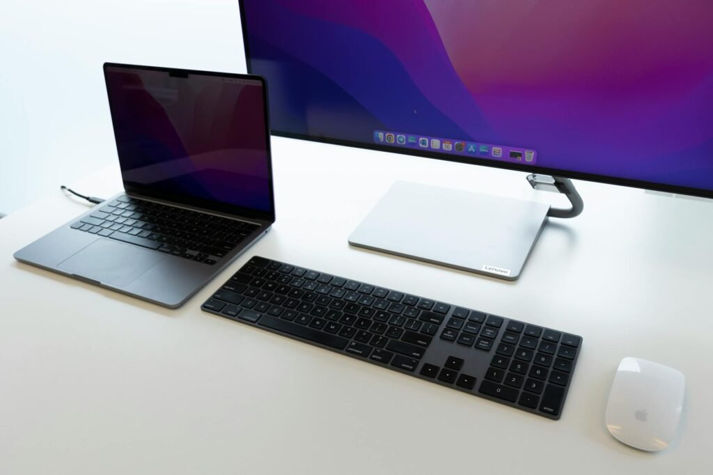 Lenovo AI enterprise computing - Lenovo AI enterprise computing professional business image