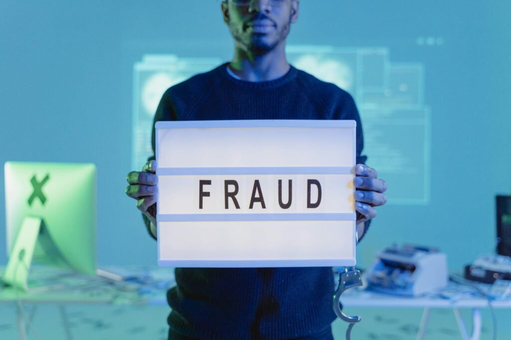 OneMain fraud investigation - OneMain Holdings corporate fraud professional business image