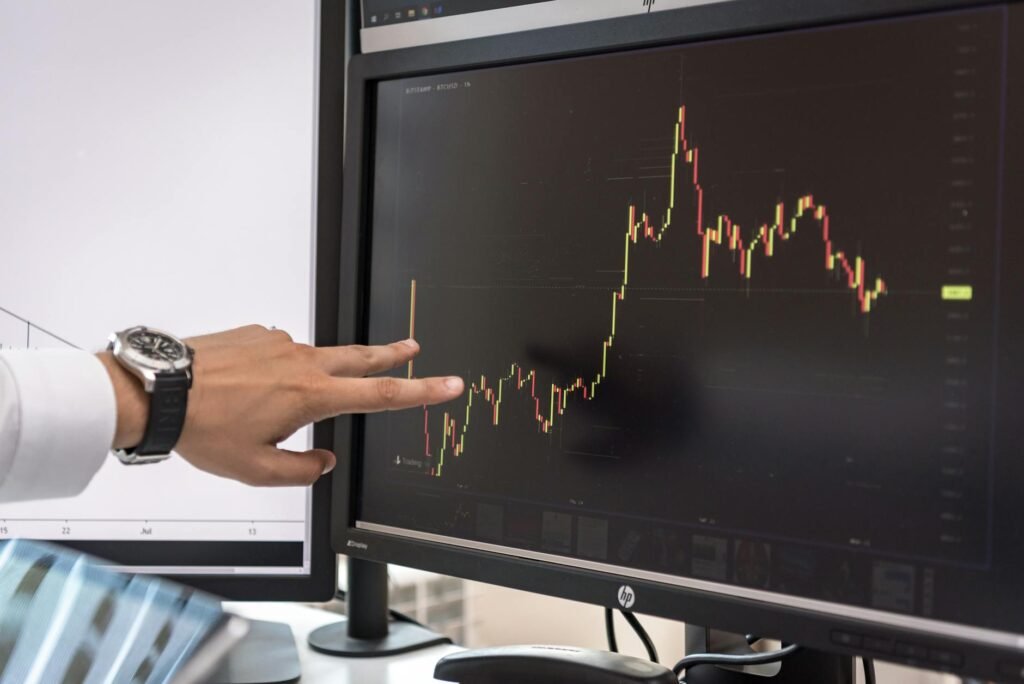 PNC stock purchase - PNC stock trading office professional business image