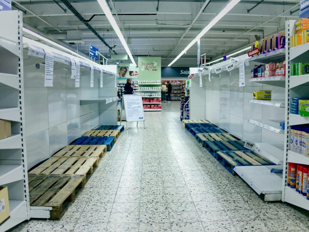 print-on-demand sales - print-on-demand store interior" "remote professional business image