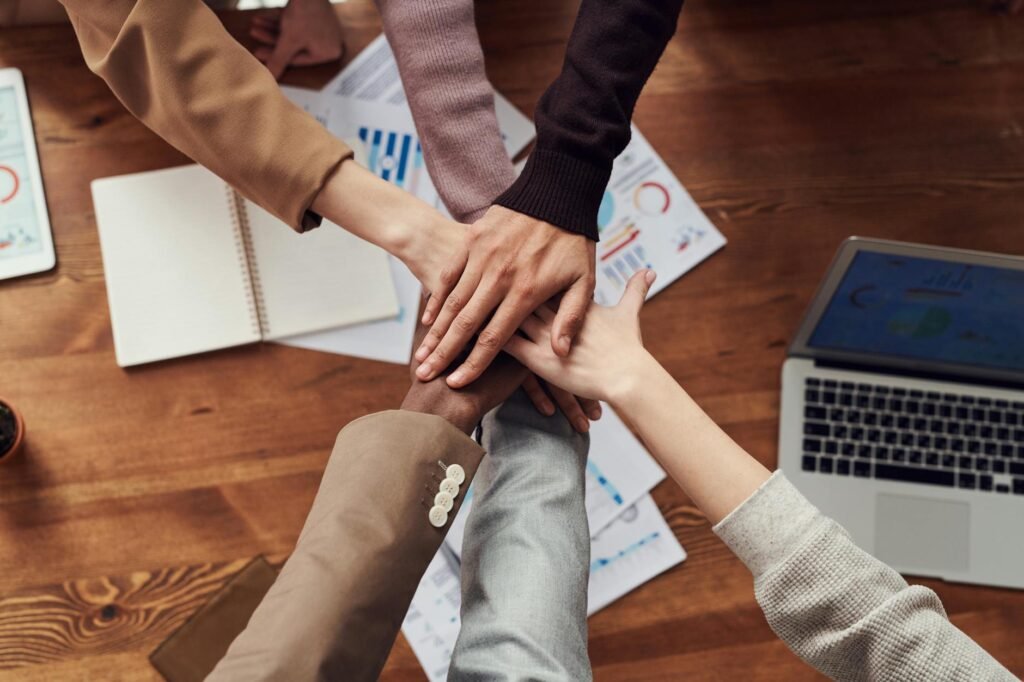 Sangfor Cohesity partnership - Sangfor Cohesity partnership business professional business image