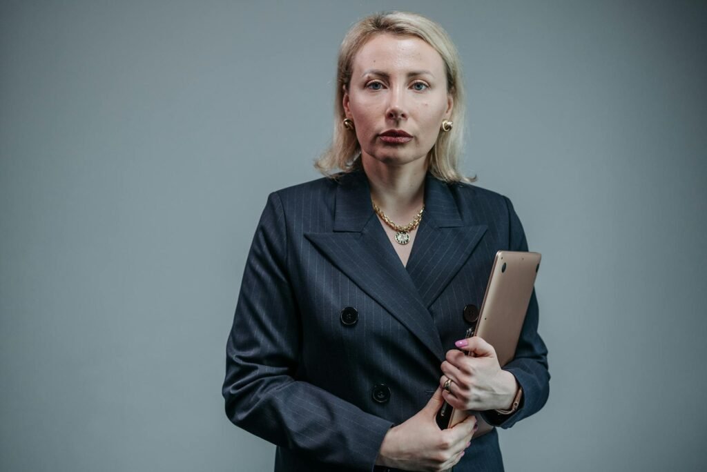 Shirley Burla CHRO - business professional woman executive professional business image
