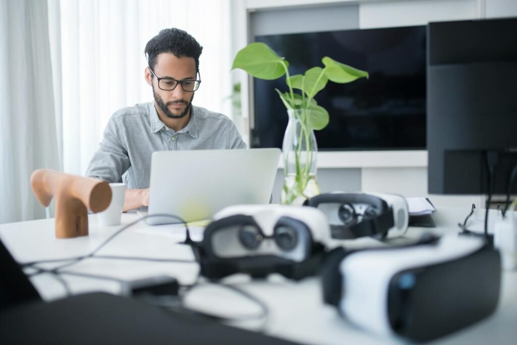 smart-tech-insights - smart-tech-office workspace futuristic business professional business image