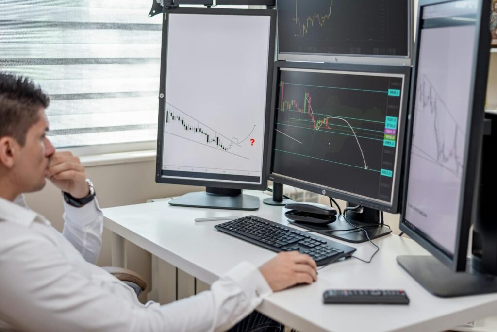 SOMC stock news - financial analyst working with professional business image