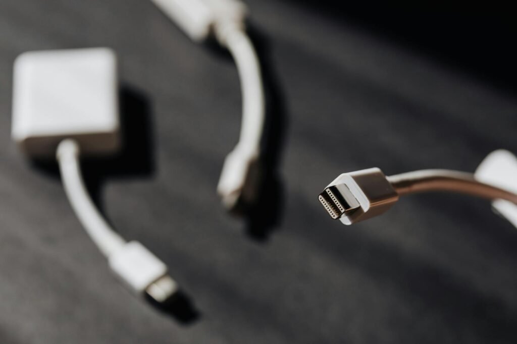 USB-C cable market - USB-C cable tech market professional business image