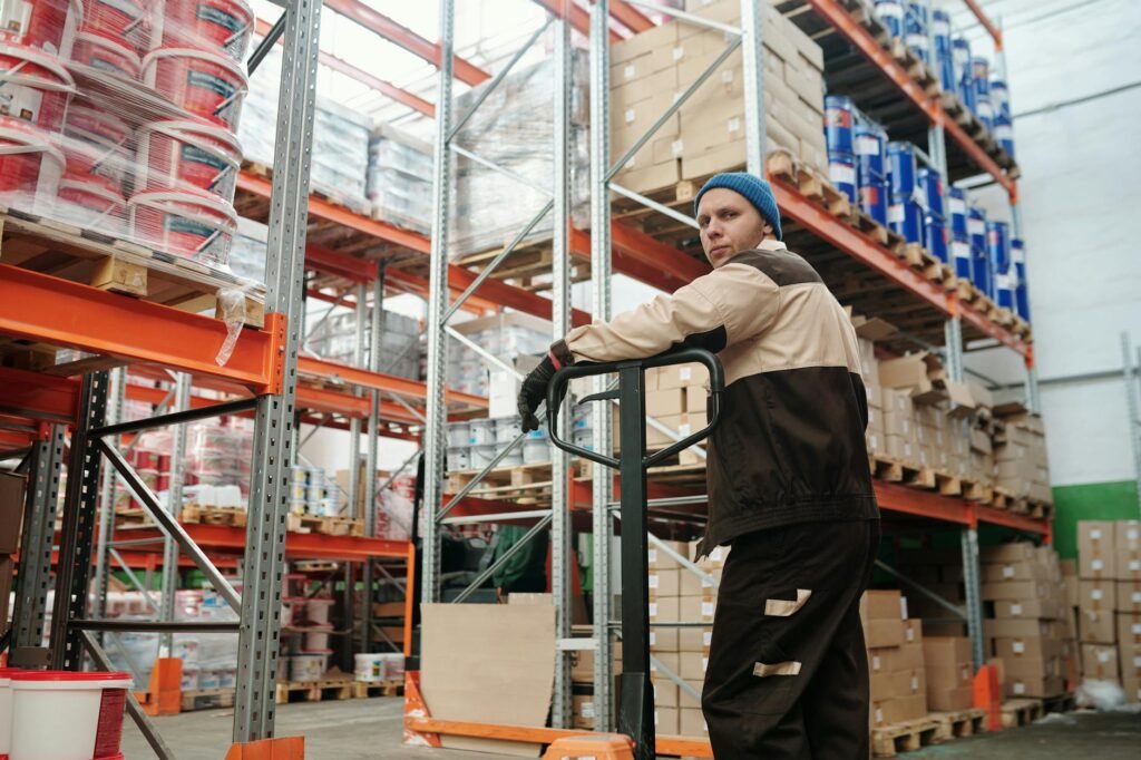 Vietnam logistics HR development - Vietnam logistics warehouse training professional business image