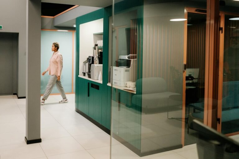 HR Trends 2026 - 2026 futuristic HR workspace professional business image