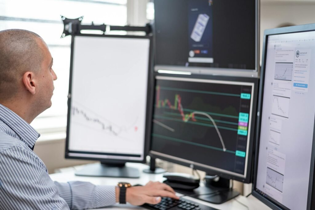 Hypoport TradingView performance - Hypoport financial analysts trading professional business image