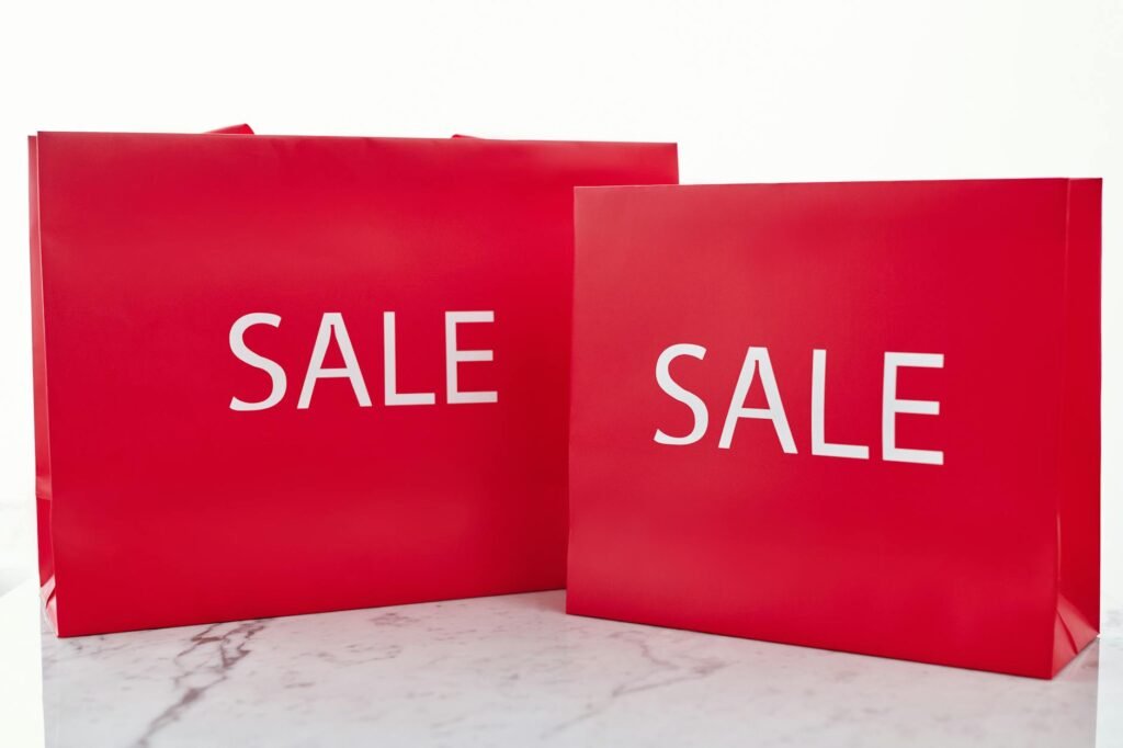 luxury brands sales decline - luxury retail sales decline professional business image