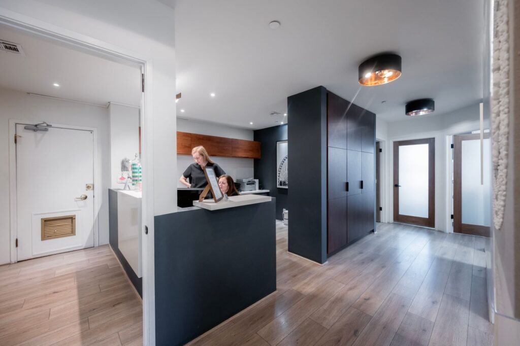 Aurus Appoints - Aurus Appoints workplace business professional business image