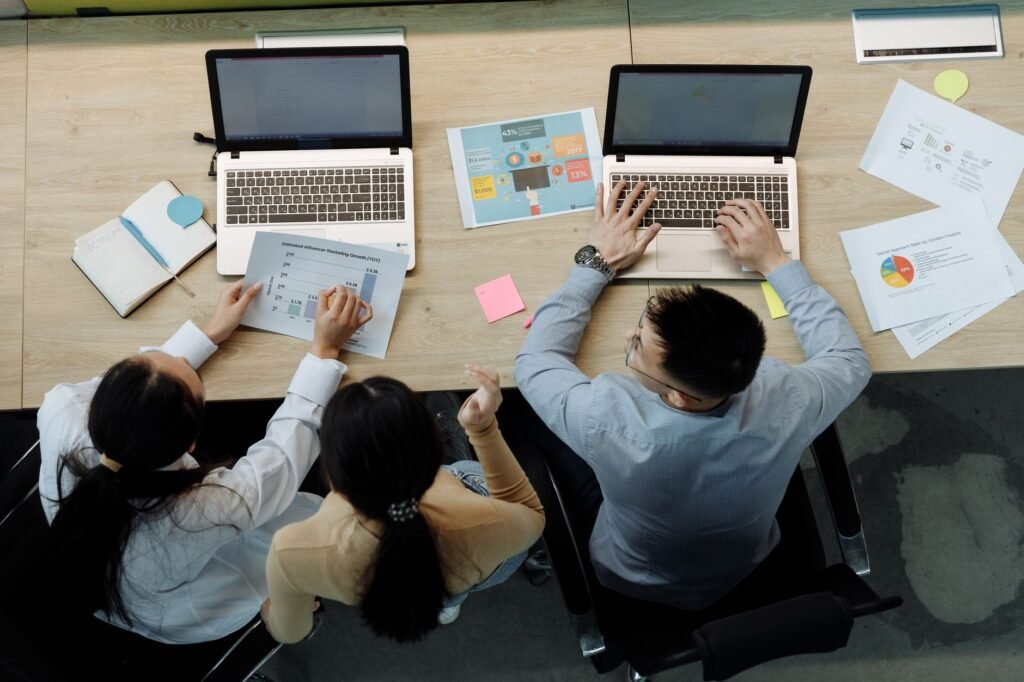 Solution Growing - Solution Growing workplace business professional business image