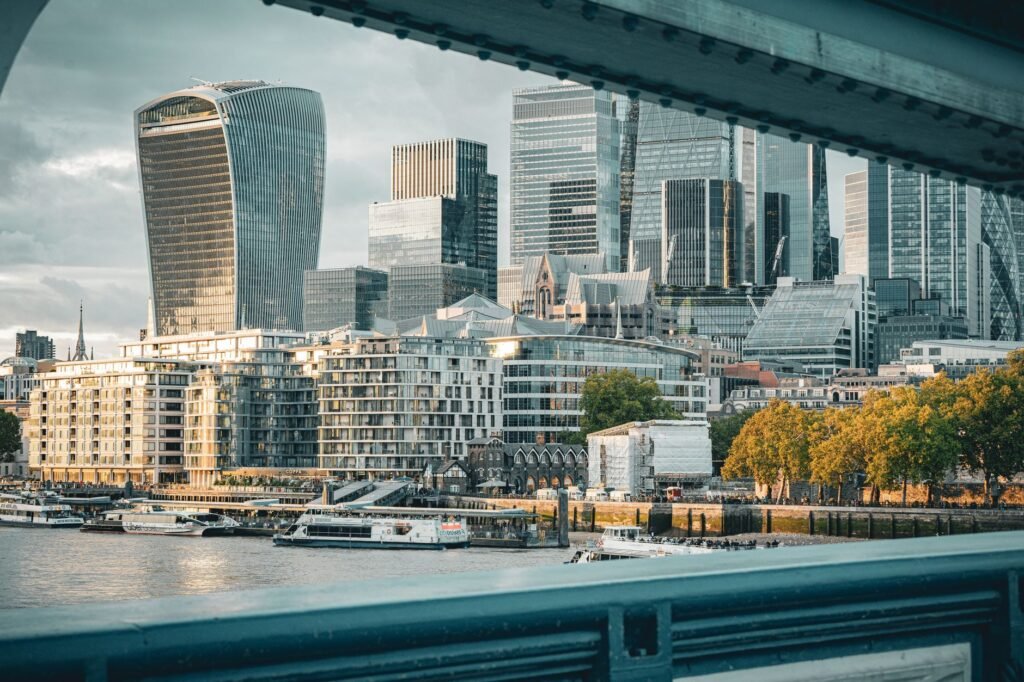 UK AI adoption - UK office using AI professional business image
