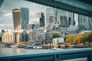 UK AI adoption - UK office using AI professional business image